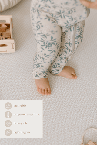 Bamboo Sleeper - Hydrangea (by Solange Pilote)