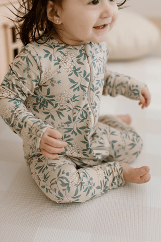 Bamboo Sleeper - Hydrangea (by Solange Pilote)