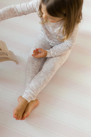 Two Piece Sleep Set - Pink Bows & Bunnies