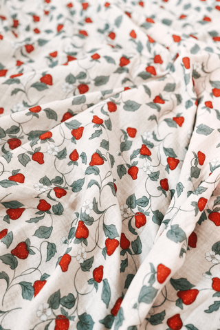Organic Cotton Swaddle Blanket - Summer Strawberries