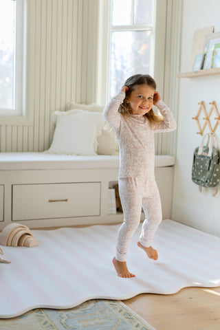 Two Piece Sleep Set - Pink Bows & Bunnies