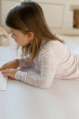 Two Piece Sleep Set - Pink Bows & Bunnies